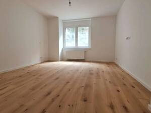 OASE IN NIPPES-BESTE LAGE: 2-ZIMMER WOHNUNG + SONNENTERRASSE - MODERNISIERT! – 50733 Köln – Vorschaubild 3