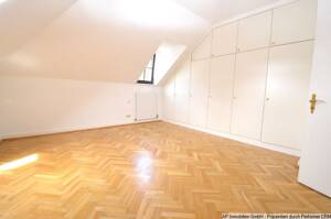 TAUNUSSTR. - Dachgeschosswohnung mit viel Flair und Charisma – 65183 Wiesbaden – Vorschaubild 5