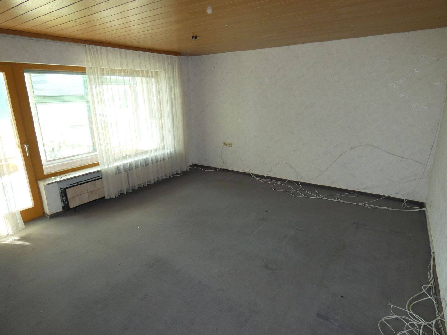 Üppiges Wohnraumangebot für Familien! – Böhmenkirch – Vorschaubild 8