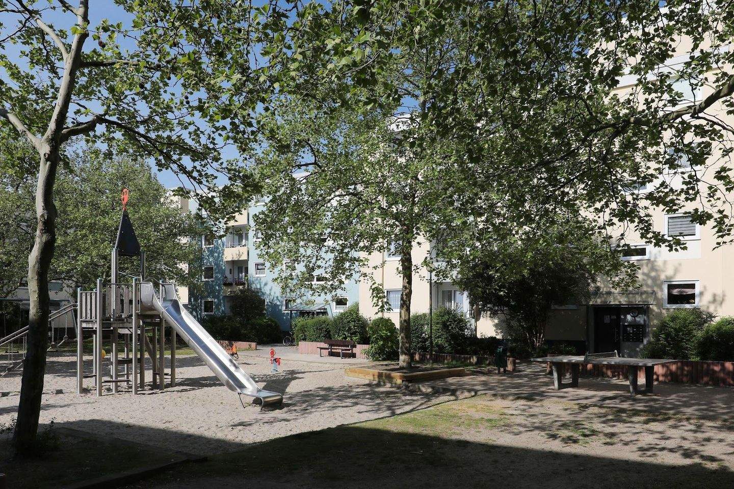 Toll geschnittene Wohnung mit Balkon und viel Tageslicht // 3.OG rechts – Wolfsburg – Vorschaubild 6