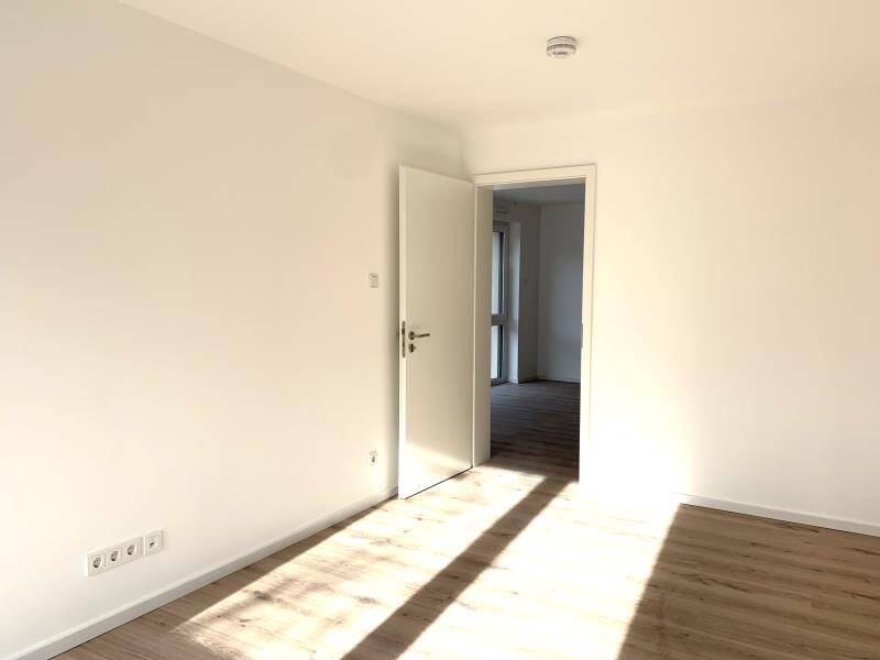 N-Schweinau: Erstbezug! Modern und lichtdurchflutet - 2-Zi-Whg (3.OG) mit EBK, Balkon, Aufzug – Nürnberg – Vorschaubild 5