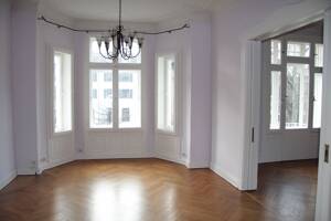 8-Zimmer-Altbau in Winterhude: Nur als Wohnbüro bzw. -praxis bzw. -atelier. Wohgemeinschaft möglich. – 22301 Hamburg – Vorschaubild 2