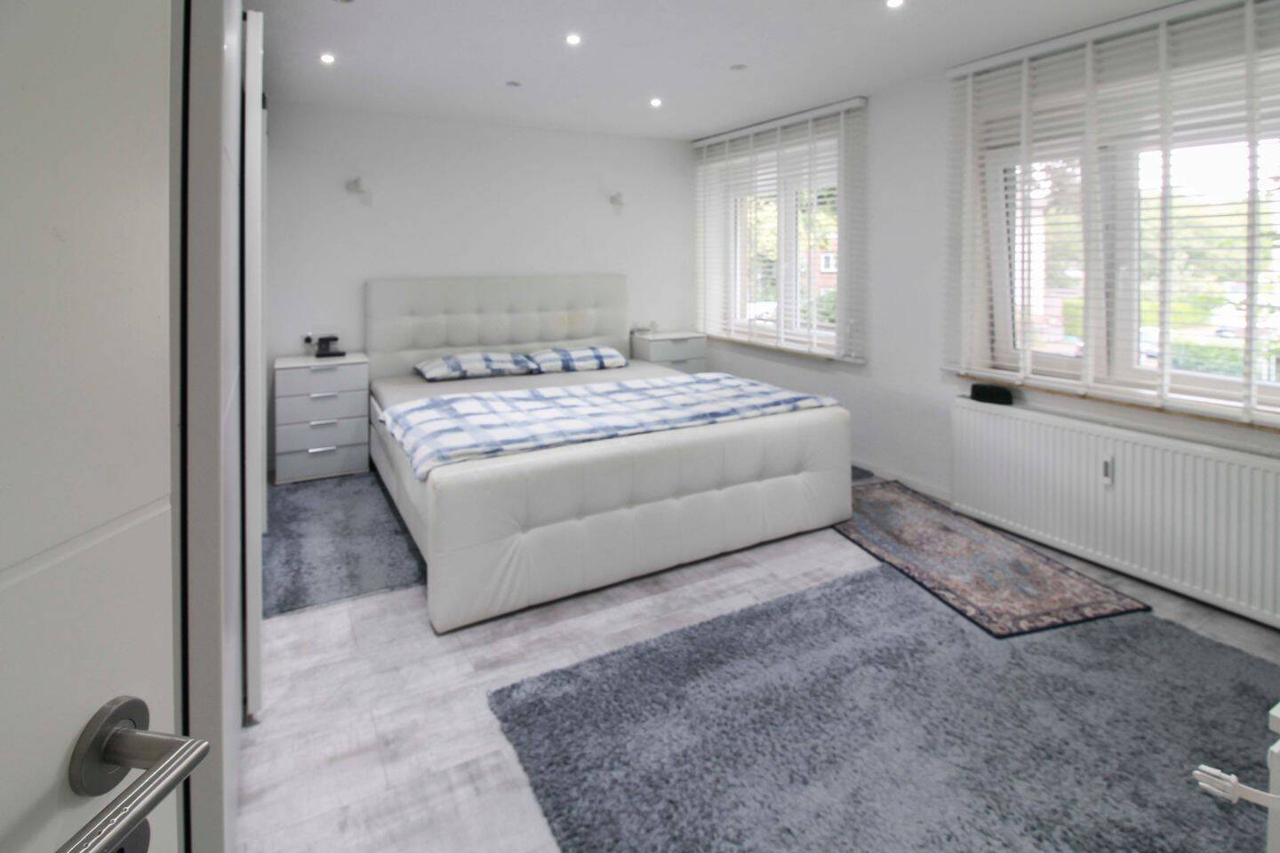 Wohn Traum mit Balkon - hochwertig Kernsanierte 103 qm Eigentumswohnung – Duisburg – Vorschaubild 9