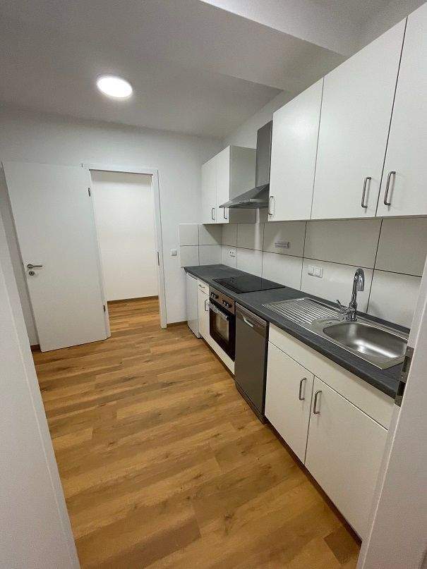 Sanierte Ein-bis Zweizimmerwohnung in zentraler Innenstadtlage von Wiesbaden – Wiesbaden – Vorschaubild 5