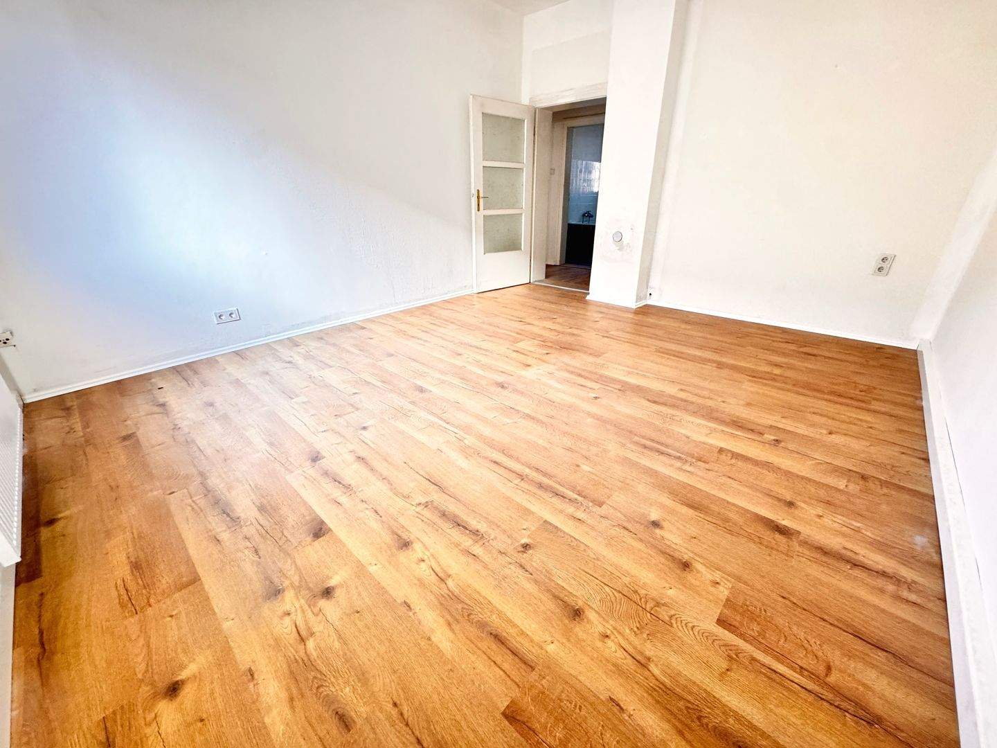 Provisionsfrei – Freie und gepflegte 2-Zimmer-Wohnung in Nürnberg – Nürnberg – Bild 1 von 9