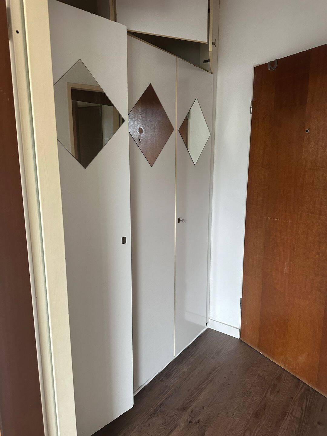Schönes Apartment in TOP-Wohnlage – Düsseldorf – Vorschaubild 6