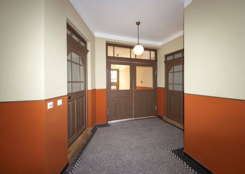 Helle 3-Zimmer-Wohnung im sanierten Altbau mit Loggia, Fußbodenheizung und Parkett! – Chemnitz – Vorschaubild 3
