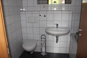 Ruhige 2-Raum-Wohnung in Mülheim-Saarn m. Einbauküche, gr. Balkon und Tiefgarage – 45481 Mülheim an der Ruhr – Vorschaubild 7