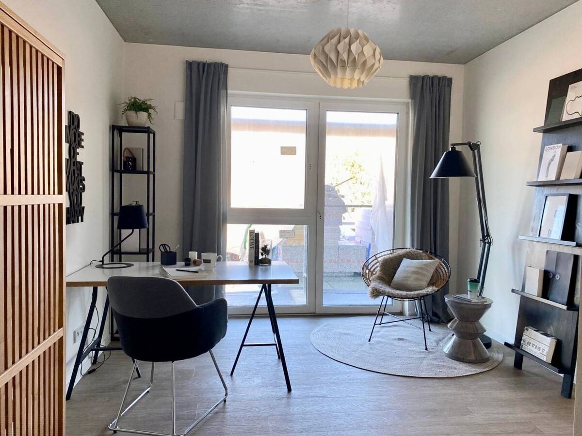 Wohnplatz für Studis/Azubis - helle 1-Zimmer-Wohnung – 13437 Berlin – Bild 1 von 9