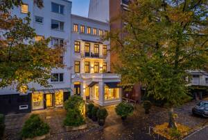 Uhlenhorst: 4 Whg. frei verfügbar! MFH + Stadthaus, 387 m² Wohnfl. + 96 m² Gewerbe + 106 m² Nutzfl. – 22085 Hamburg – Vorschaubild 2