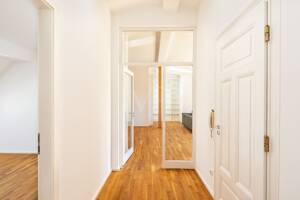 Helle und stilvolle Altbauwohnung Ludwigsvorstadt-Isarvorstadt – 80337 München – Vorschaubild 5