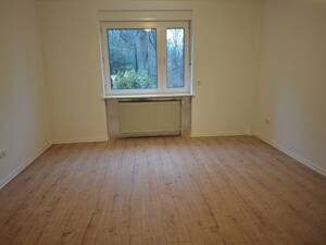Sanierte 2-Zimmer-Terrassenwohnung (66 qm) mit Einbauküche und Gartenanteil, im modernisierten Altbau – 44795 Bochum – Vorschaubild 3
