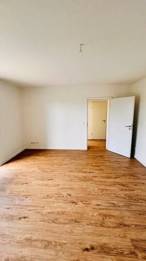 Helle 3,5-Zimmerwohnung mit Balkon und Gäste-WC in Dortmund! – 44319 Dortmund – Vorschaubild 8
