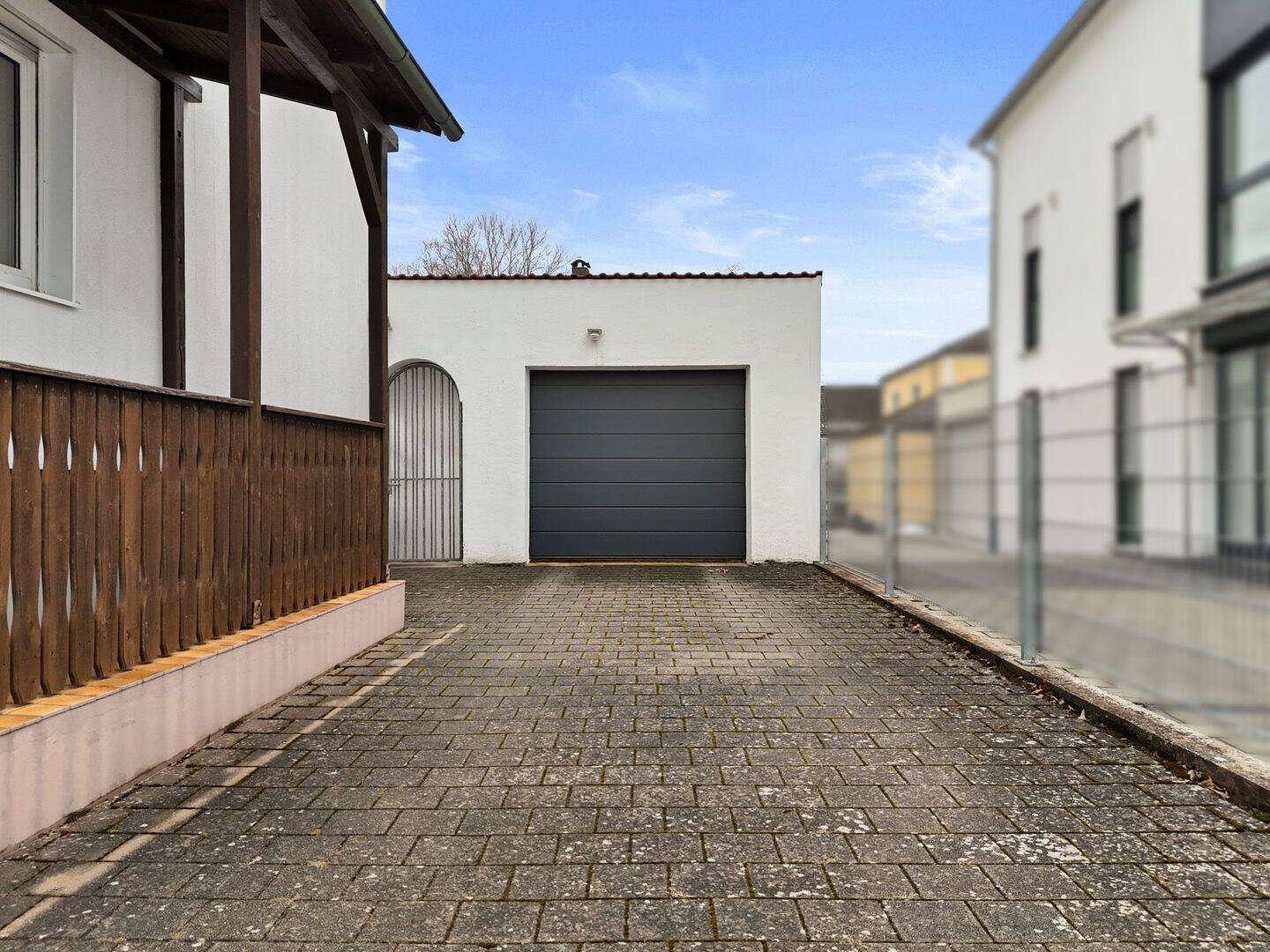 Renovierungsbedürftiges Ein- oder Zweifamilienhaus auf angenehm großen Grundstück in IN-Etting! – Ingolstadt – Vorschaubild 9