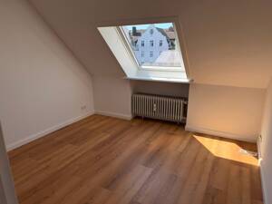 Renovierte Dreieinhalb-Zimmer-Maisonette-Wohnung in Hamburg-Bergedorf – 21029 Hamburg – Vorschaubild 6