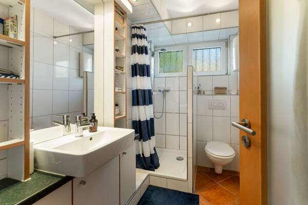 Etagenwohnung in 50733 Köln mit 53 m² kaufen