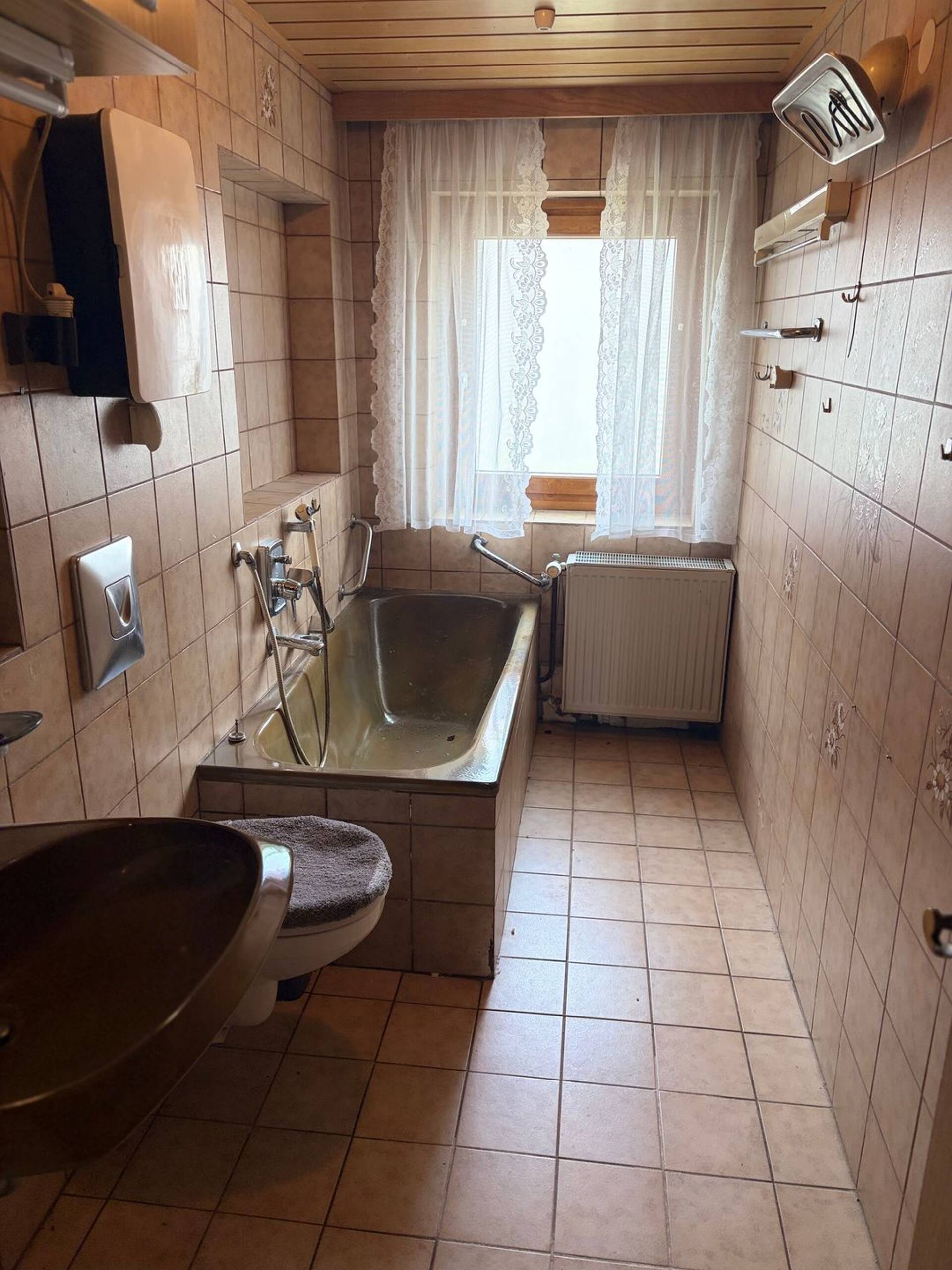 Haus in 92526 Oberviechtach mit 239 m² kaufen