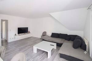 Stilvoll wohnen in zentraler Lage - Helle 2-Zimmer-Wohnung mit großzügigem Wohnambiente – 74078 Heilbronn – Vorschaubild 2