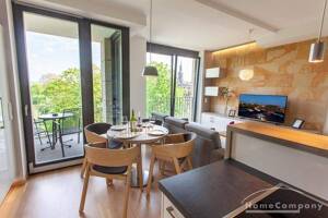 274762 HomeCompany Dresden Möbliert/Furnished Exklusives 2-Zimmer Apartment in Dresden-Altstadt Nähe Frauenkirche max. 4 Personen! – 1069 Dresden – Vorschaubild 2