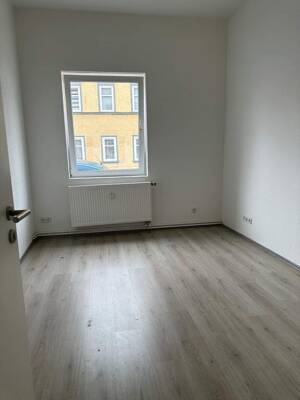 helle 4-Raumwohnung in Erfurt zu vermieten / neu renoviert – 99089 Erfurt – Vorschaubild 6