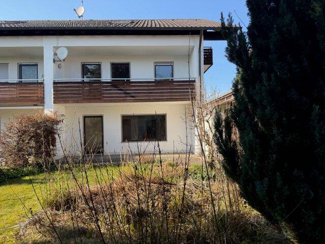 Gepflegtes Doppelhaus mit großem Potential in ruhiger Lage mit Top-Anbindung – Bad Grönenbach – Vorschaubild 2
