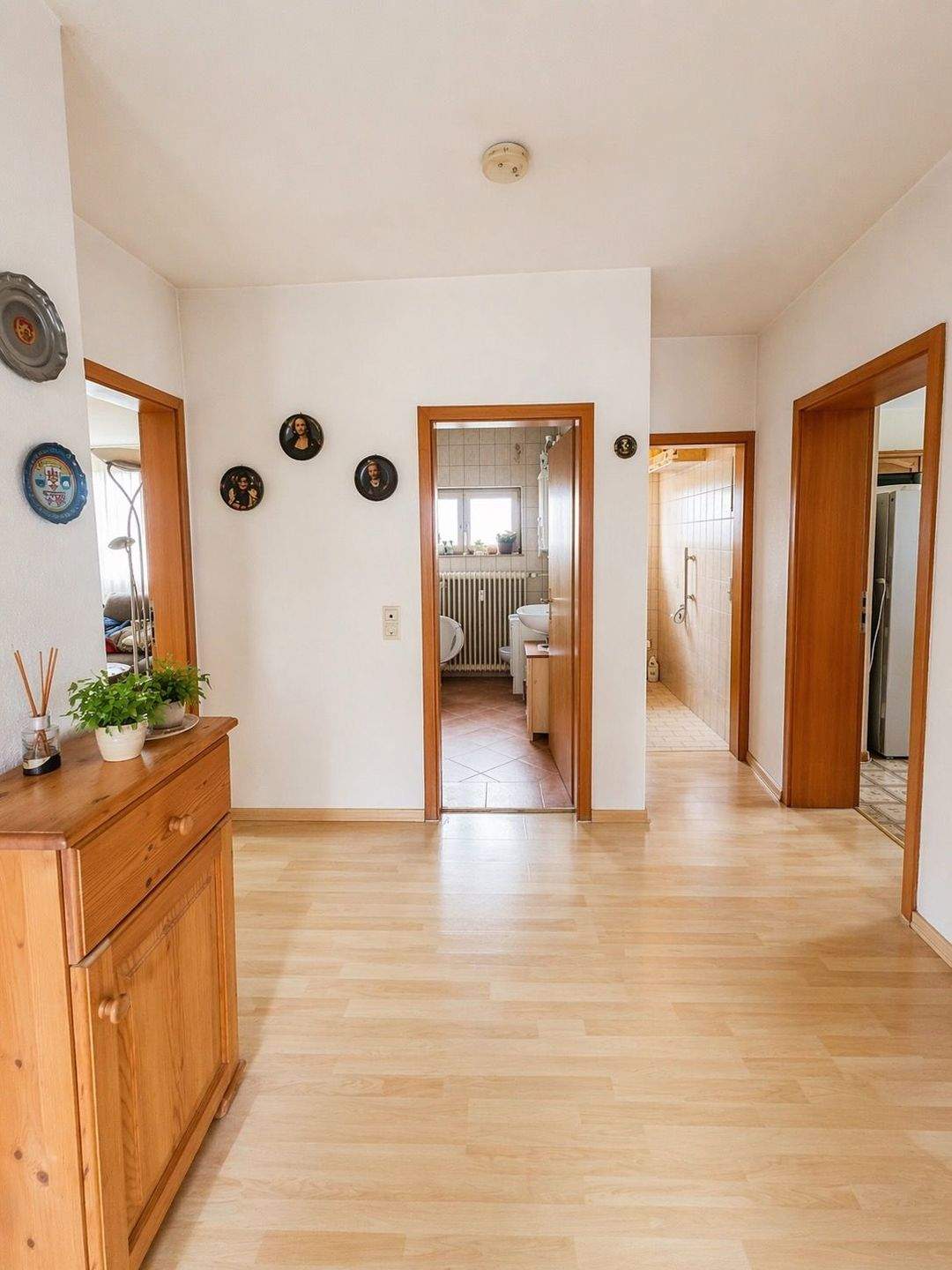 Attraktive Lage trifft Potenzial – vielseitiges Zweifamilienhaus in Ortenberg – Ortenberg – Vorschaubild 6