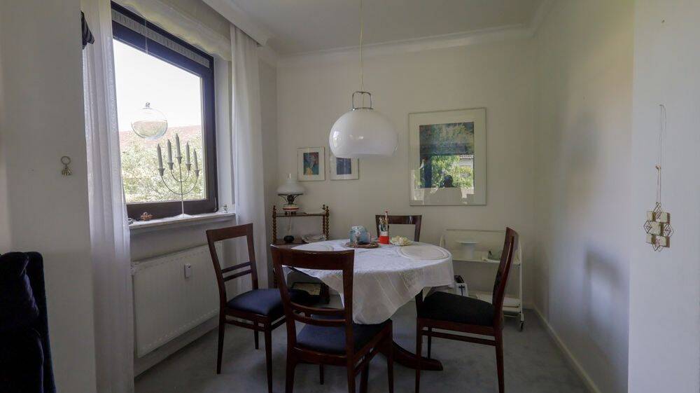 Großzügige Drei-Zimmerwohnung mit Garage in beliebter Wohngegend – Bremen – Vorschaubild 4