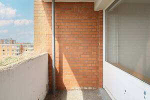 vernachlässigte Wohnung sucht neuen Besitzer und belohnt mit viel Platz – 30627 Hannover – Vorschaubild 4