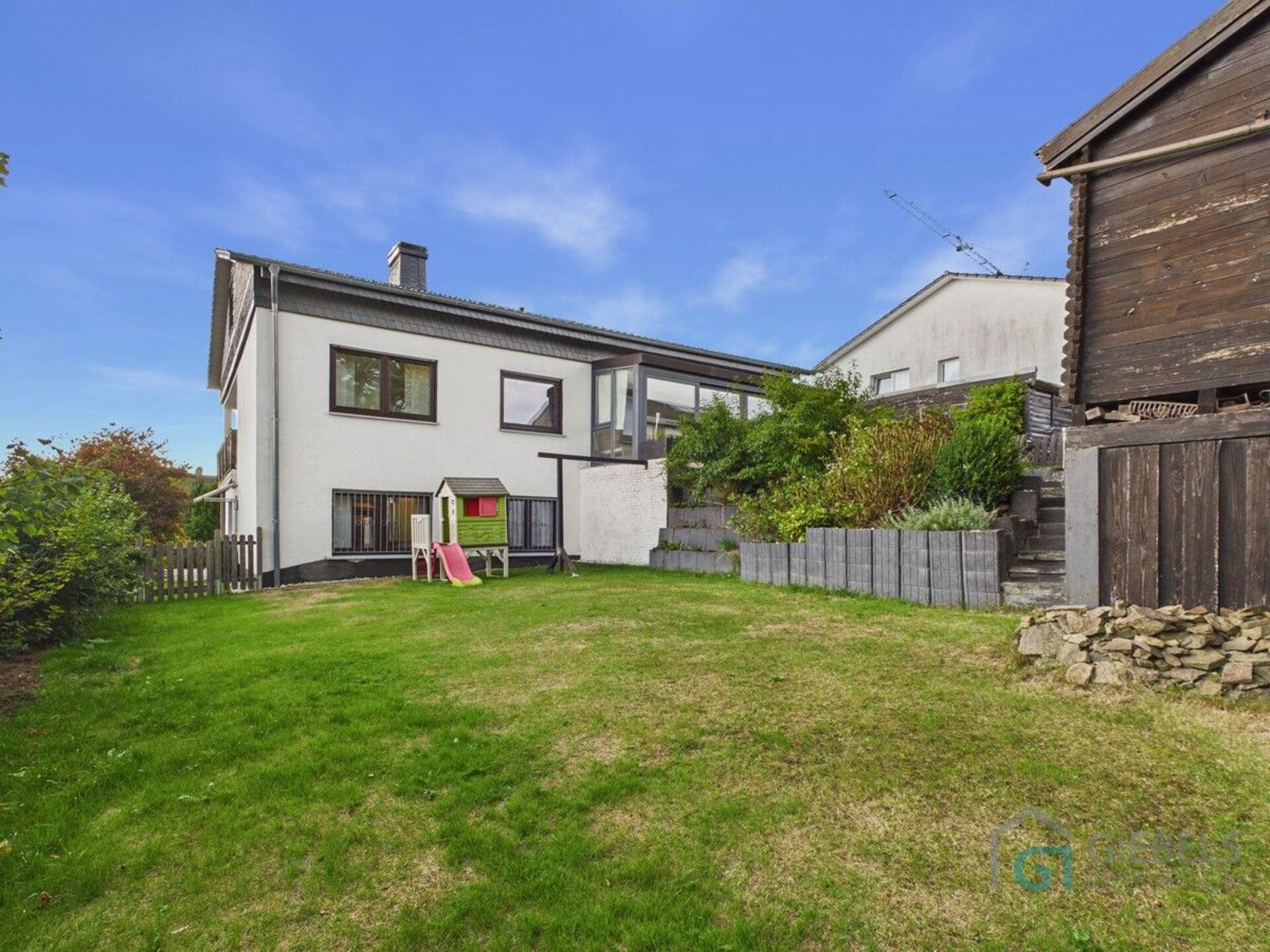 Mehrfamilienhaus in 58540 Meinerzhagen mit 172,24 m² kaufen