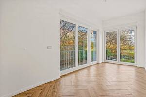 Grünblick / hohe Räume / 3-Zimmer-Maisonette im Erstbezug / Bad / Gäste WC / Lift / Balkon –Fragen 0172-3261193 – 10405 Berlin – Vorschaubild 7