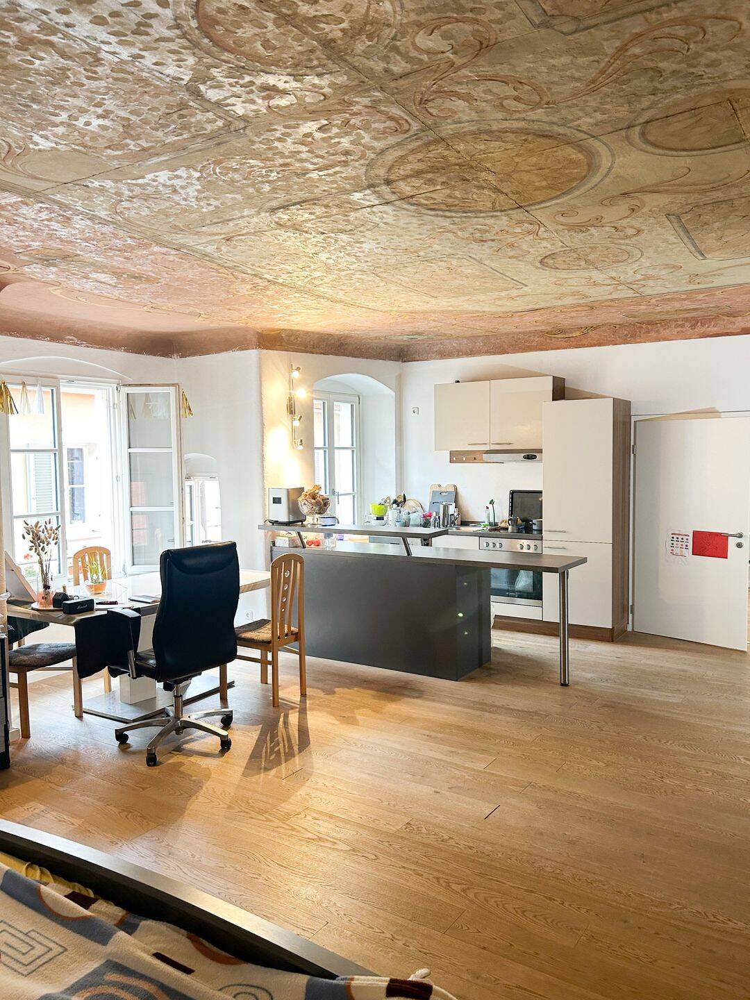 2-Zimmer-Altbauwohnung im historischen Altbau in der Altstadt! – Regensburg – Vorschaubild 3
