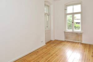 SCHÖNER ALTBAU MIT BALKON - STUCK, DIELEN & HOHE DECKEN - HÜBSCHER GEMEINSCHAFTSGARTEN – 12167 Berlin – Vorschaubild 9