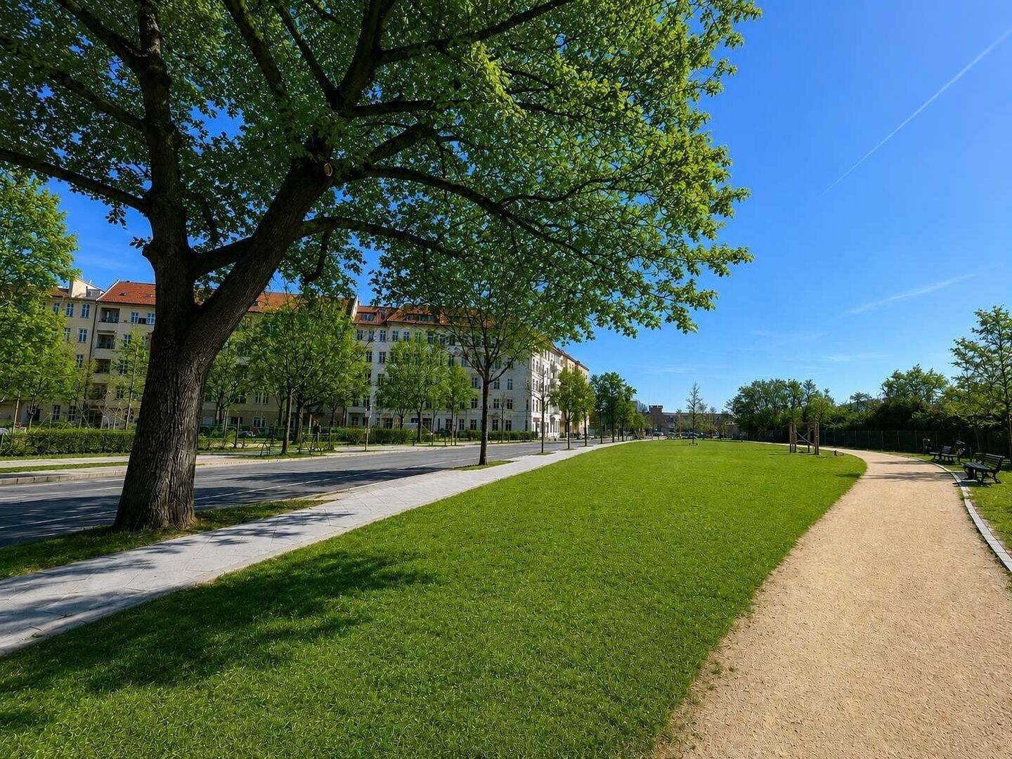 Berlin-Schöneberg | Vermietete 2 Zi. Wohnung auf der Roten Insel - Kapitalanlage zur Eigennutzung – Berlin – Bild 1 von 2
