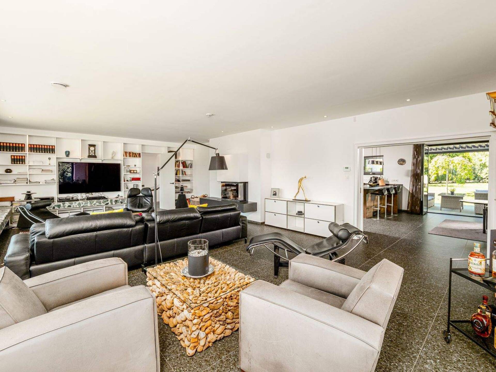 Villa in 54439 Saarburg mit 365 m² kaufen