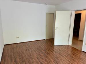 2-Zimmer-Wohnung mit Balkon & Grünblick in Göttingen-Weende – Einbauküche, Stellplätze, Nähe Uni – 37077 Göttingen – Vorschaubild 5
