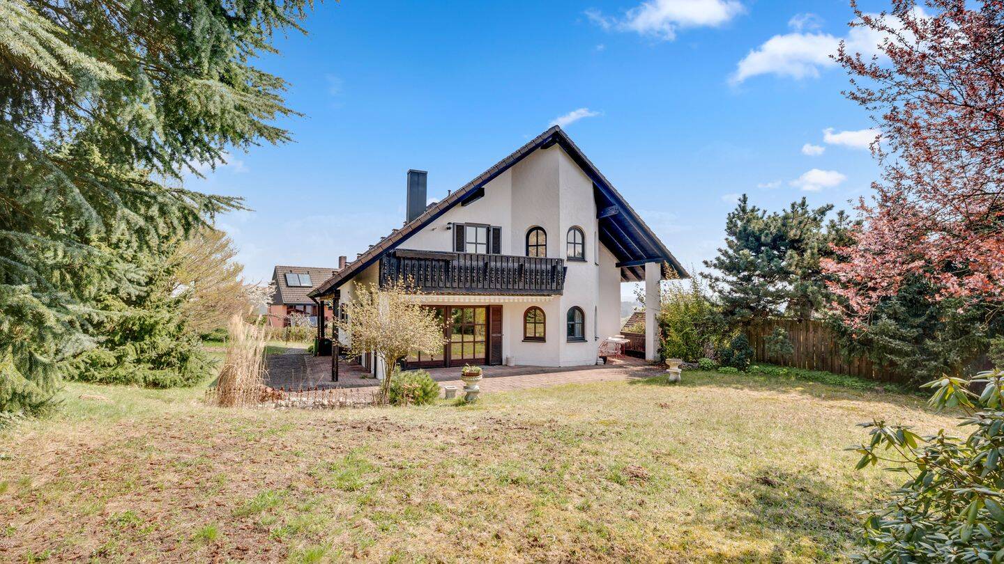 Sofort Bezugsfertig! Modernisiertes EFH mit traumhaftem Grundstück in familiärer Lage – Heinersreuth – Vorschaubild 2