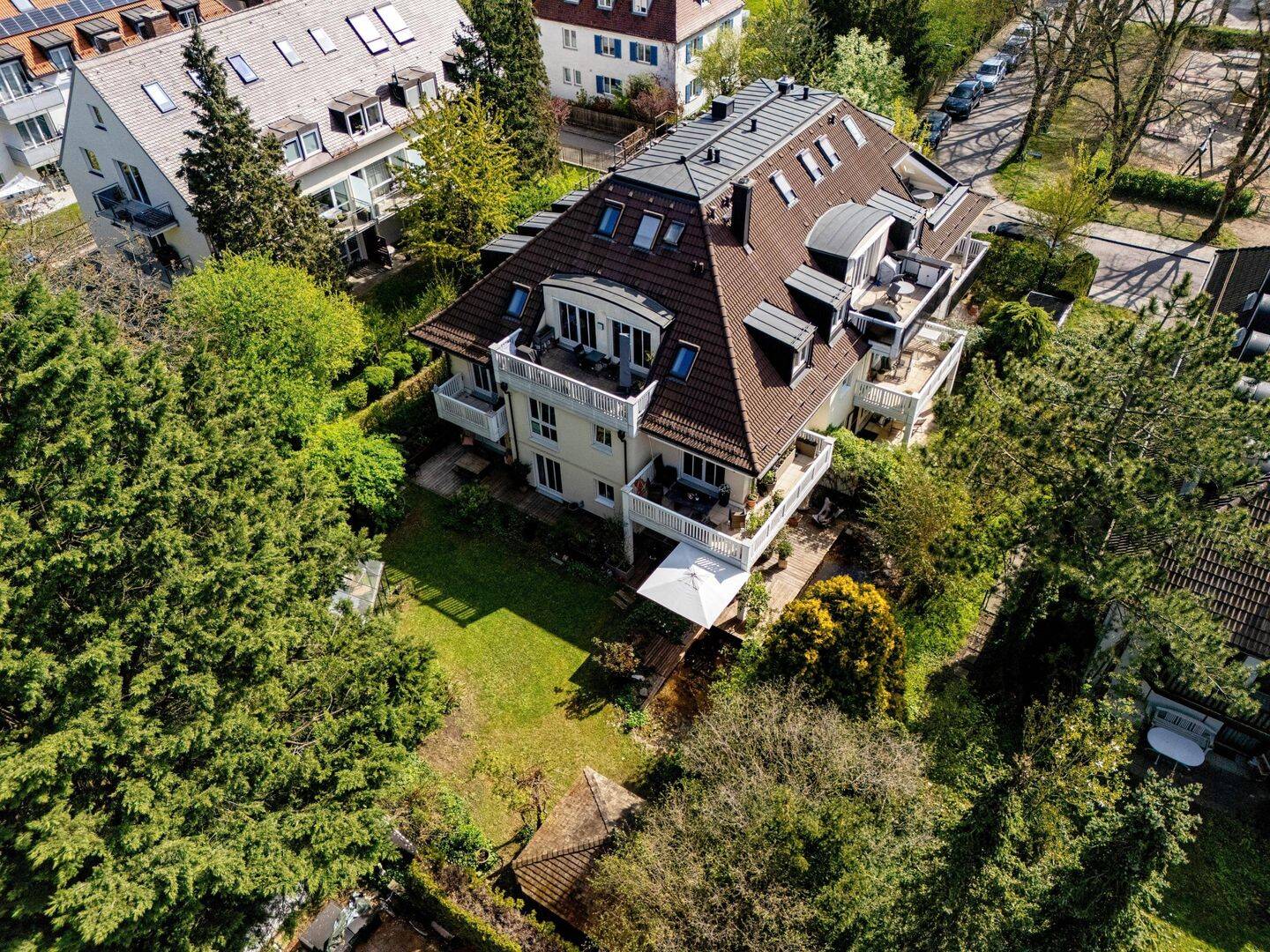 Modern Living Deluxe - Maisonette mit großem Privatgarten!