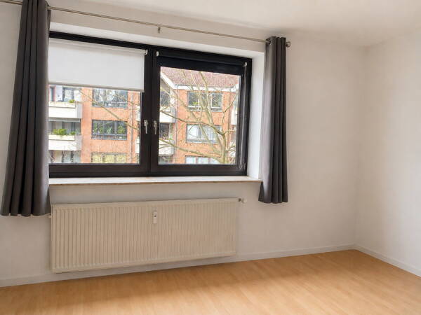 Etagenwohnung in 30625 Hannover mit 81 m² kaufen