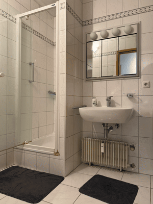 Weitblick bis zu den Alpen: Helle 3-Zimmer-Wohnung mit windgeschützter Loggia und Tiefgarage – 81737 München – Vorschaubild 8