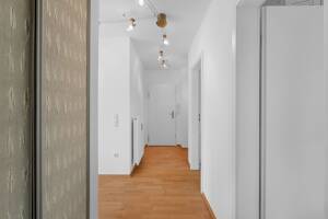 Effizienter Schnitt im Dachgeschoss mit Süd-West-Balkon – 81375 München – Vorschaubild 9
