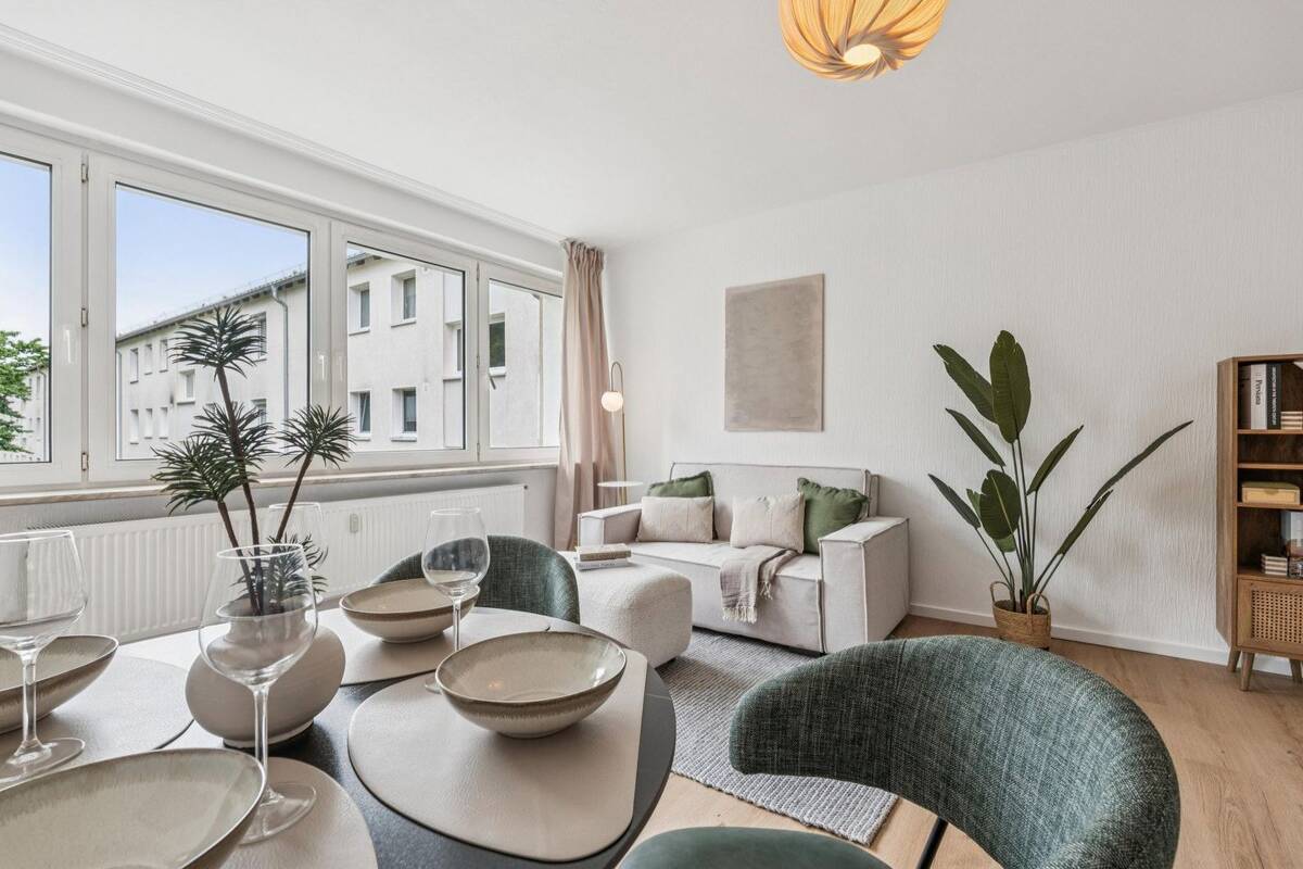 Einziehen ohne Renovieren - 3 Zimmer Wohnung gleich am Heidbergsee - provisionsfrei – 38124 Braunschweig – Bild 1 von 6