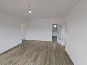 Ihr neues Familiendomizil: Großzügige 4-Zimmer-Wohnung mit Balkon & 2 Tageslichtbädern – 33104 Paderborn – Vorschaubild 2