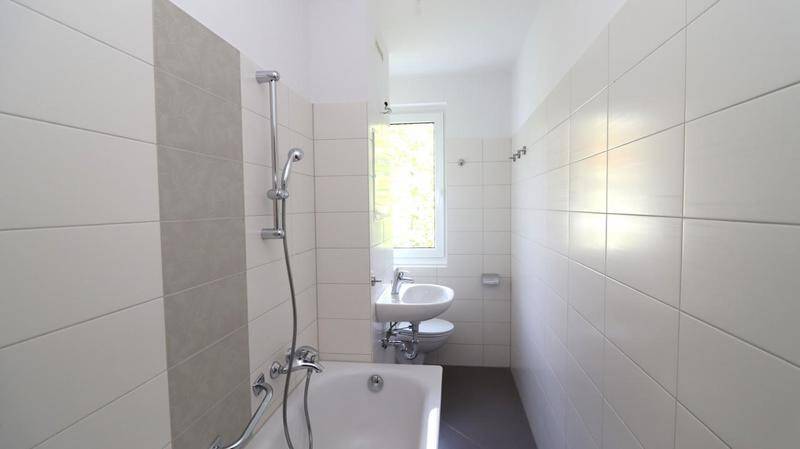 Ruhe, Sonne und Komfort: Modern sanierte 3 Raumwohnung – Chemnitz – Vorschaubild 5