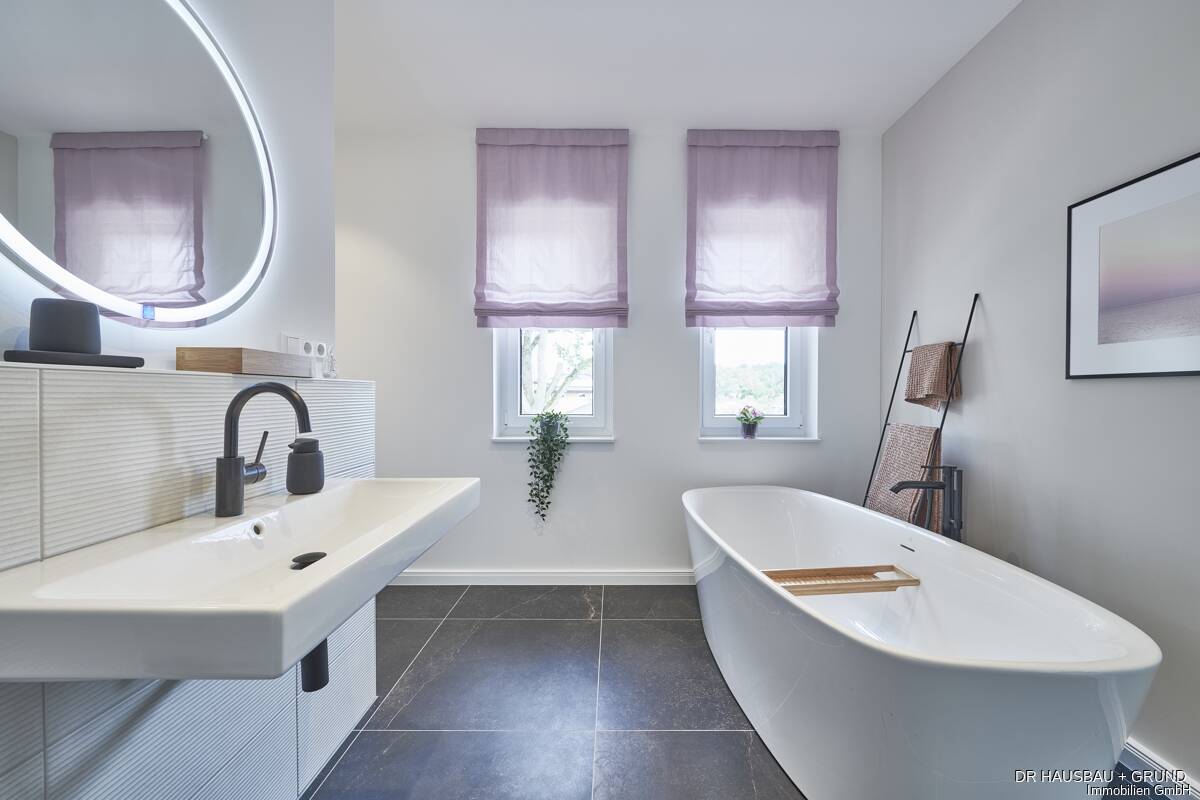 Zeitlose Bauhaus-Architektur in familienfreundlicher Lage - Doppelhaushälfte mit Südausrichtung – Hamburg – Vorschaubild 3