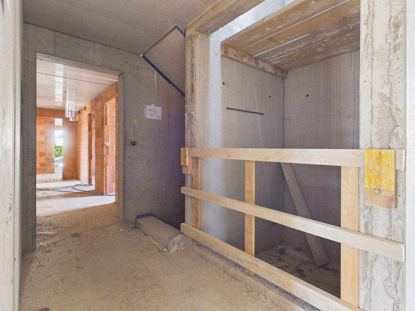 Ingolstadt-Süd (Hundszell) - 3,5 ZKB-Erdgeschosswohnung mit West-Terrasse! Ruhige Lage! – Ingolstadt – Vorschaubild 3