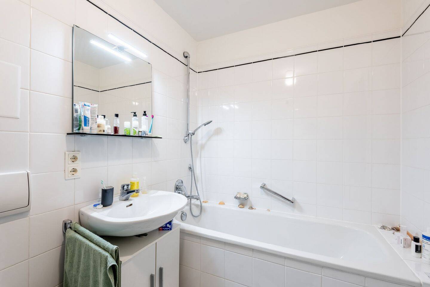 AIGNER - Ruhe im Herzen der Maxvorstadt: 2-Zimmer-Wohnung mit Balkon – München – Vorschaubild 6