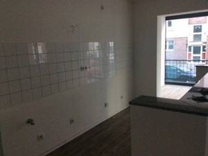 *Modern & Extrovertiert - 2-Zimmer-Wohnung mit Wintergarten* – 47058 Duisburg – Vorschaubild 2
