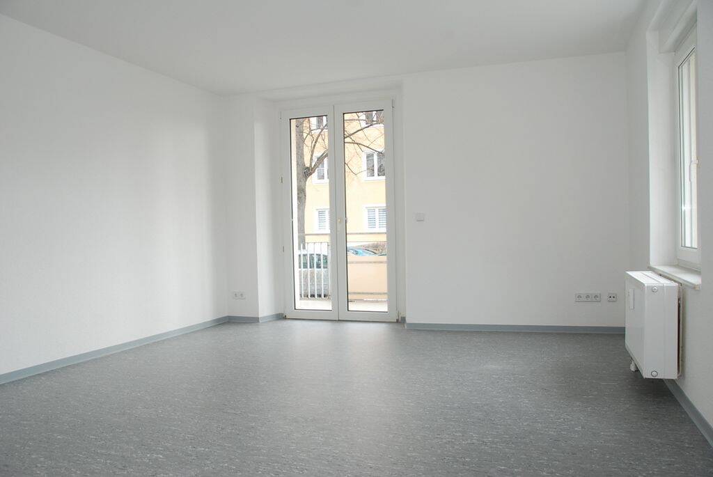 Im Erdgeschoss gelegene 2-Raum-Wohnung mit Balkon – Chemnitz – Vorschaubild 5