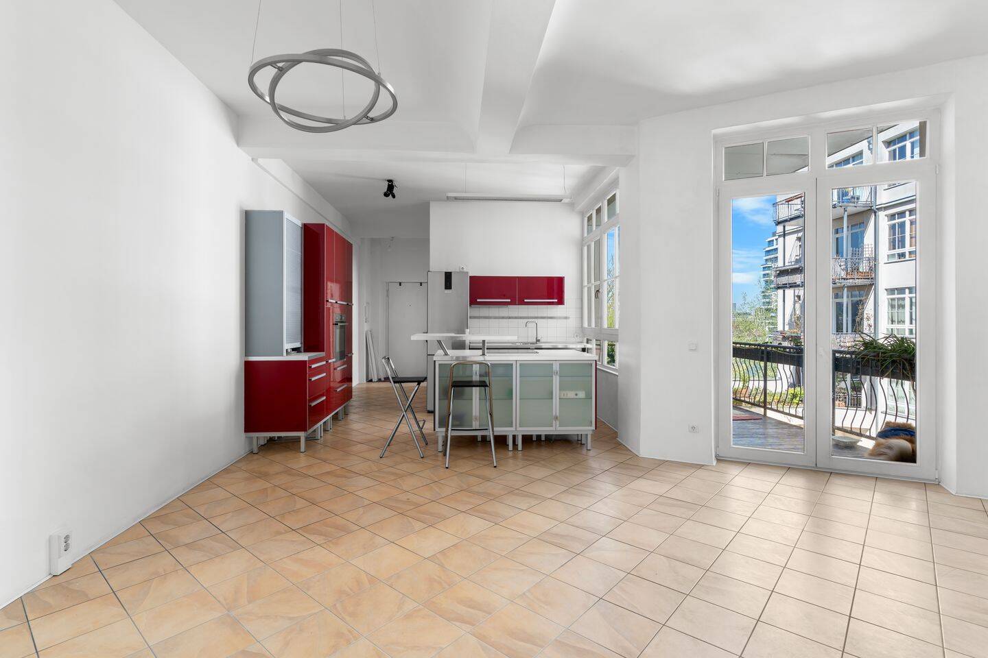 Altbauwohnung mit Potenzial zur 4-Zimmer-Wohnung - Terrasse am Wasser inklusive – Berlin – Vorschaubild 7