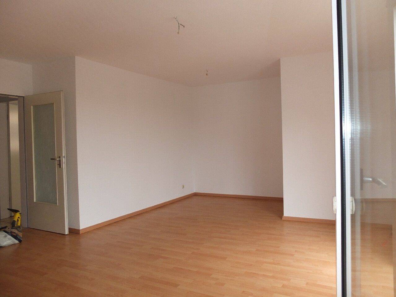 2-Zimmer-Wohnung mit geräumiger Küche und Balkon in Höhscheid! – Solingen – Vorschaubild 3